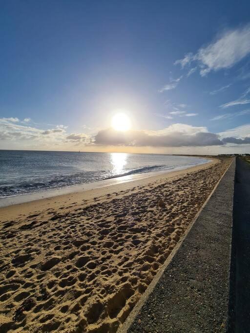 Awave From It All - Escape The City Life Jaywick Sands Dış mekan fotoğraf