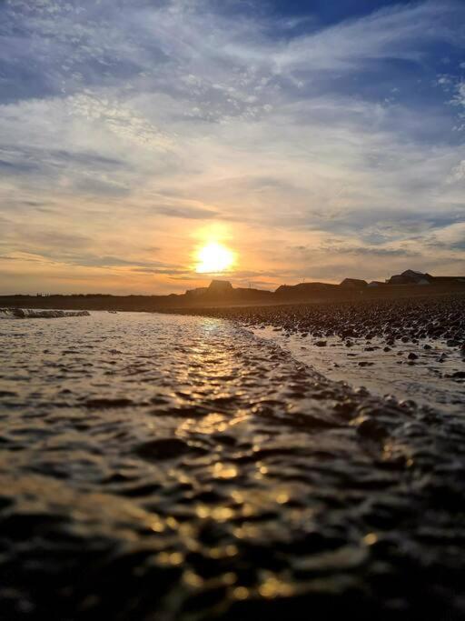 Awave From It All - Escape The City Life Jaywick Sands Dış mekan fotoğraf